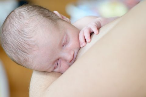 newborn baby nursing, breastfed baby, newborn baby and mom