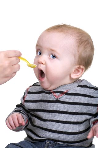 starting solids, baby's first foods