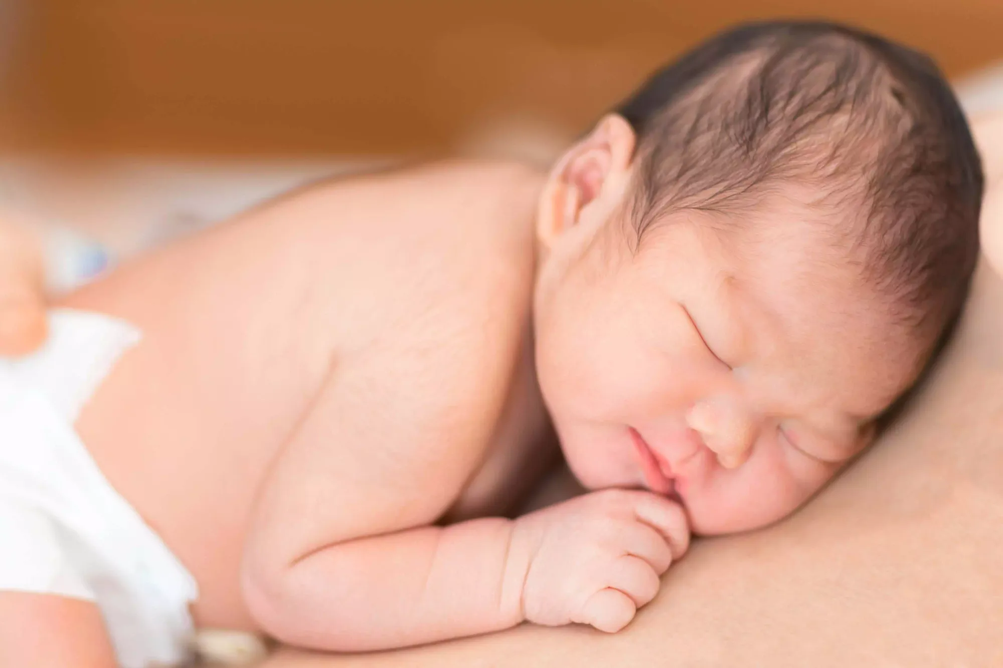 skin to skin contact, breastfed baby, the breast crawl