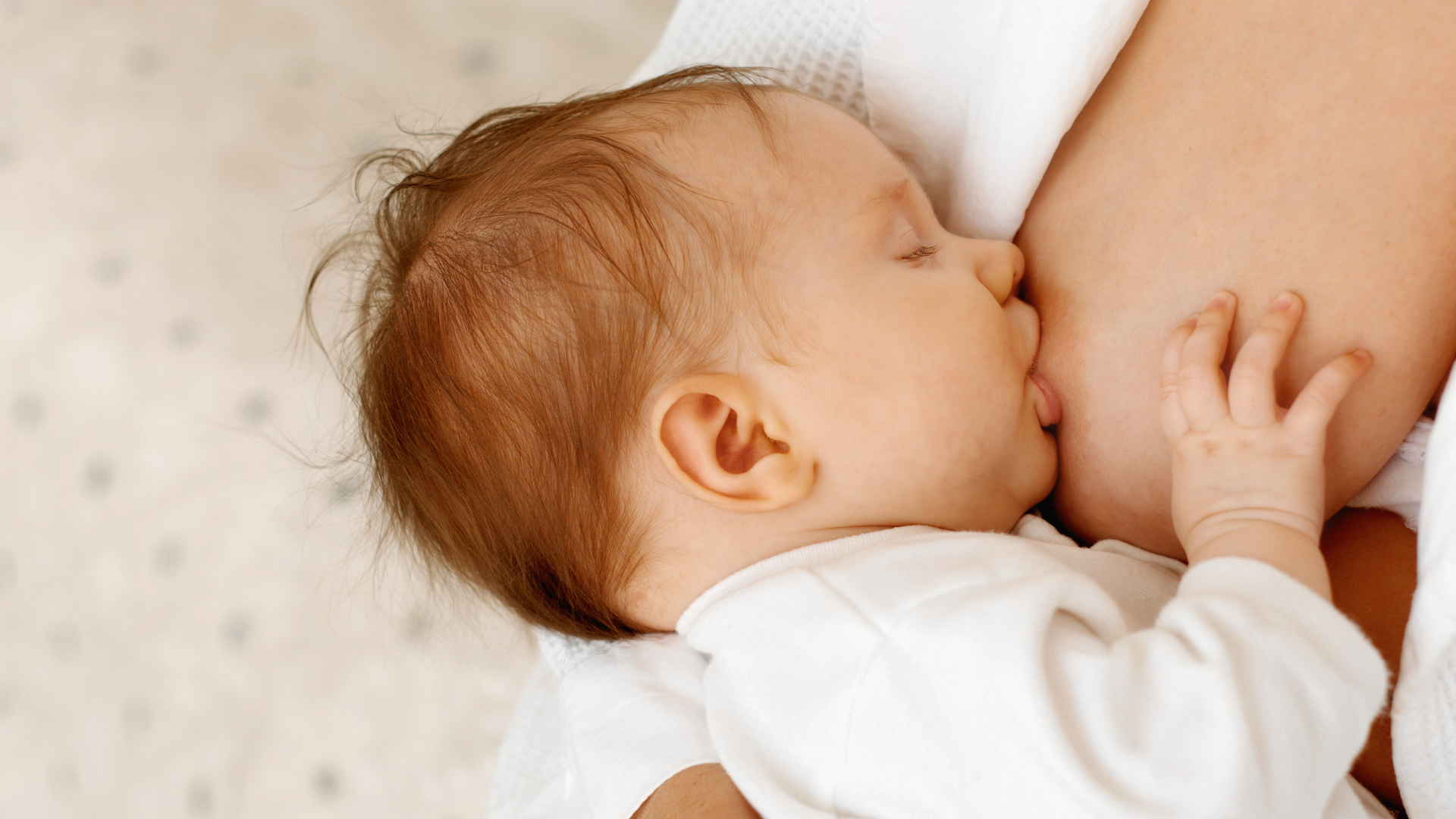 good latch, latching breastfeeding