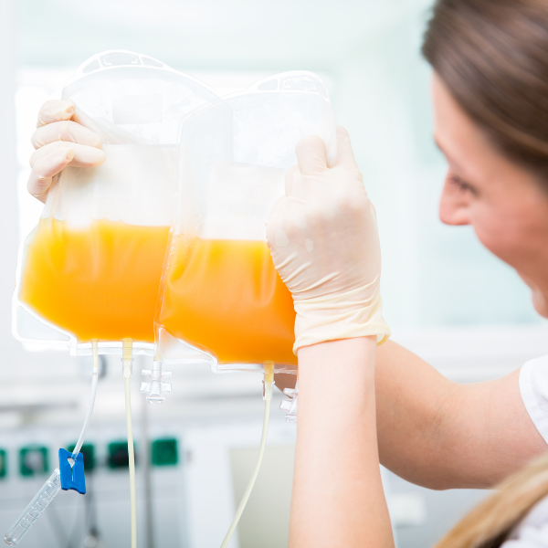 Can You Donate Plasma While Breastfeeding? – Read This First