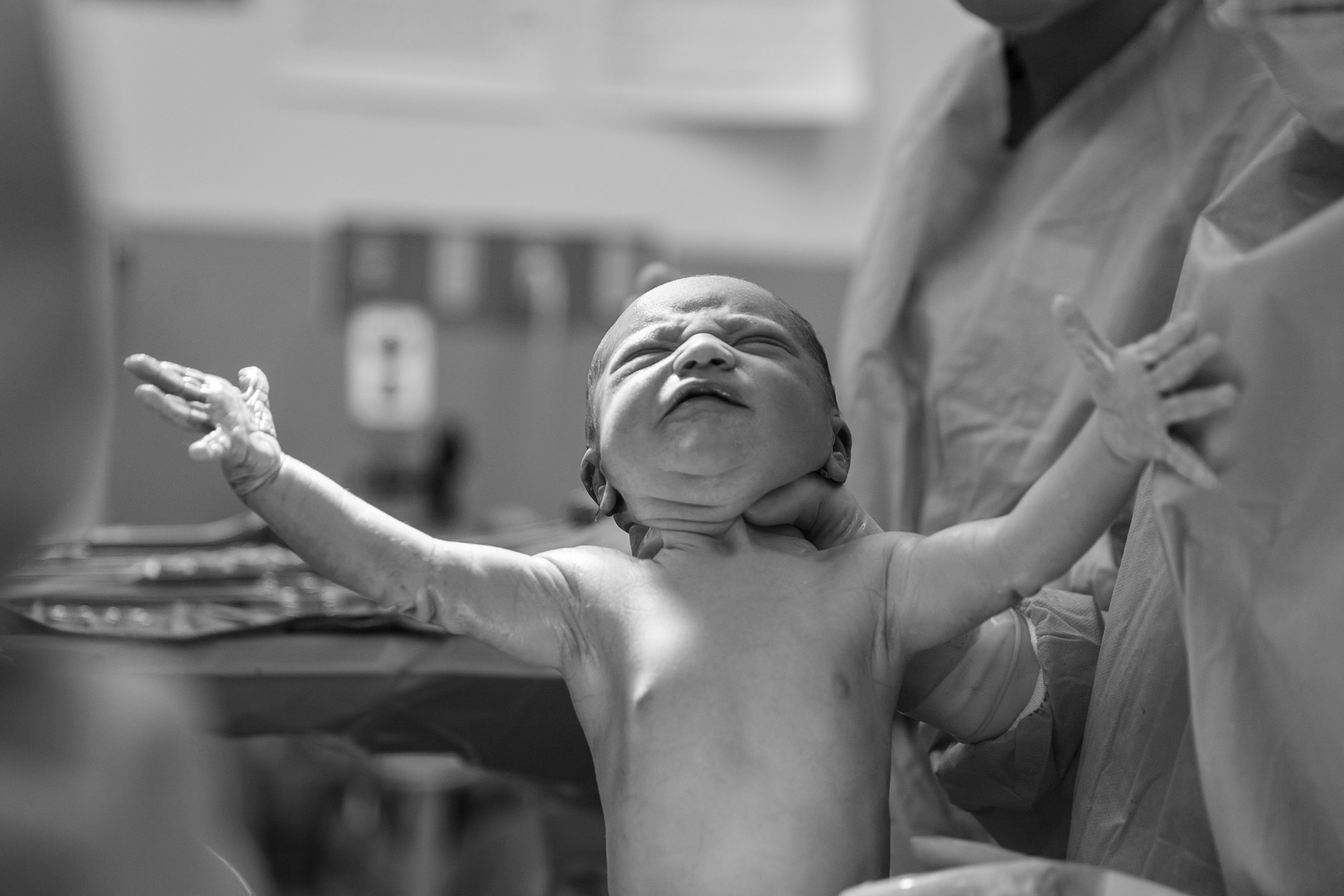 The Breast Crawl – The First Time You Breastfeed Your Baby