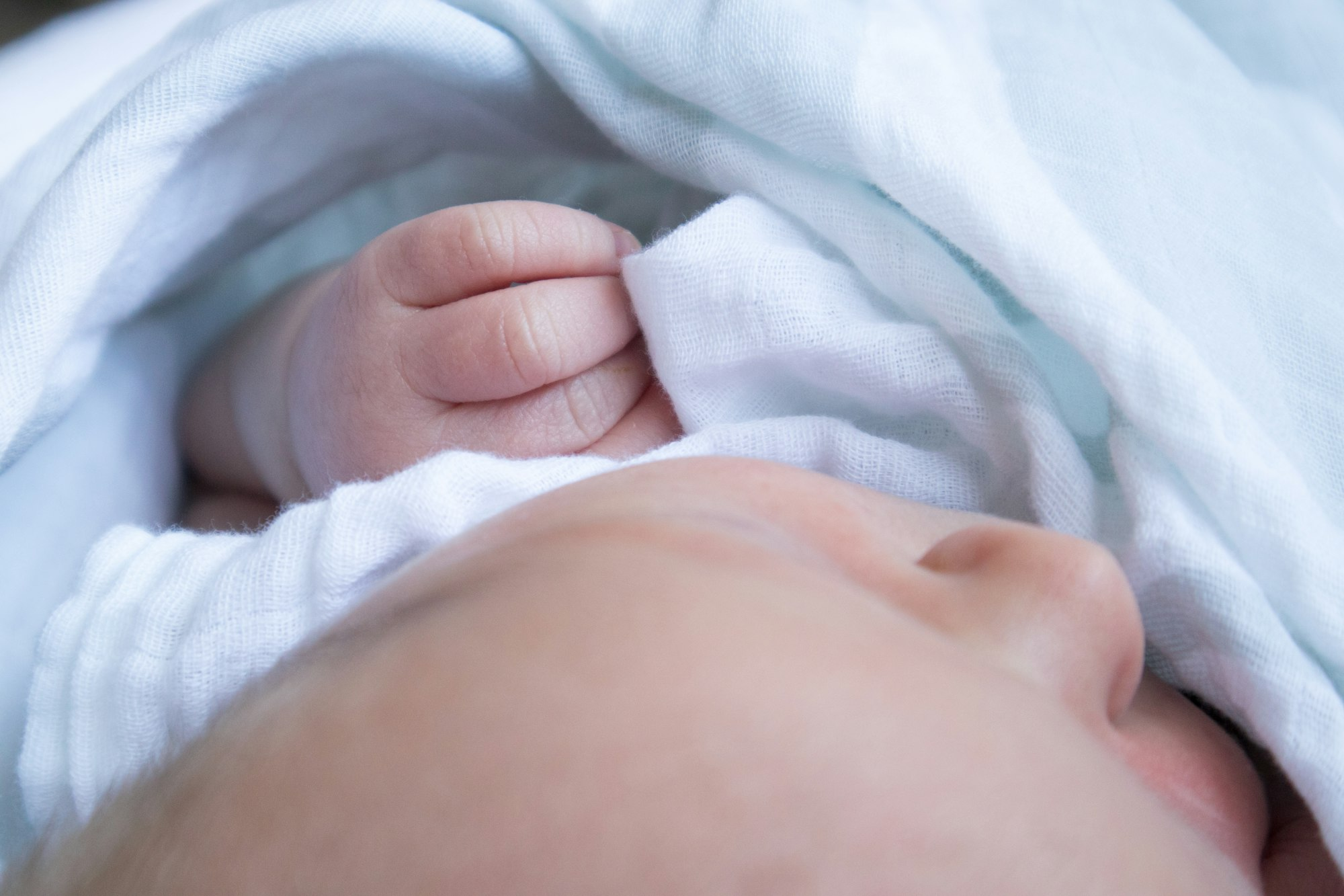 Oral Thrush in Babies – Symptoms, Causes, Prevention, and Treatment