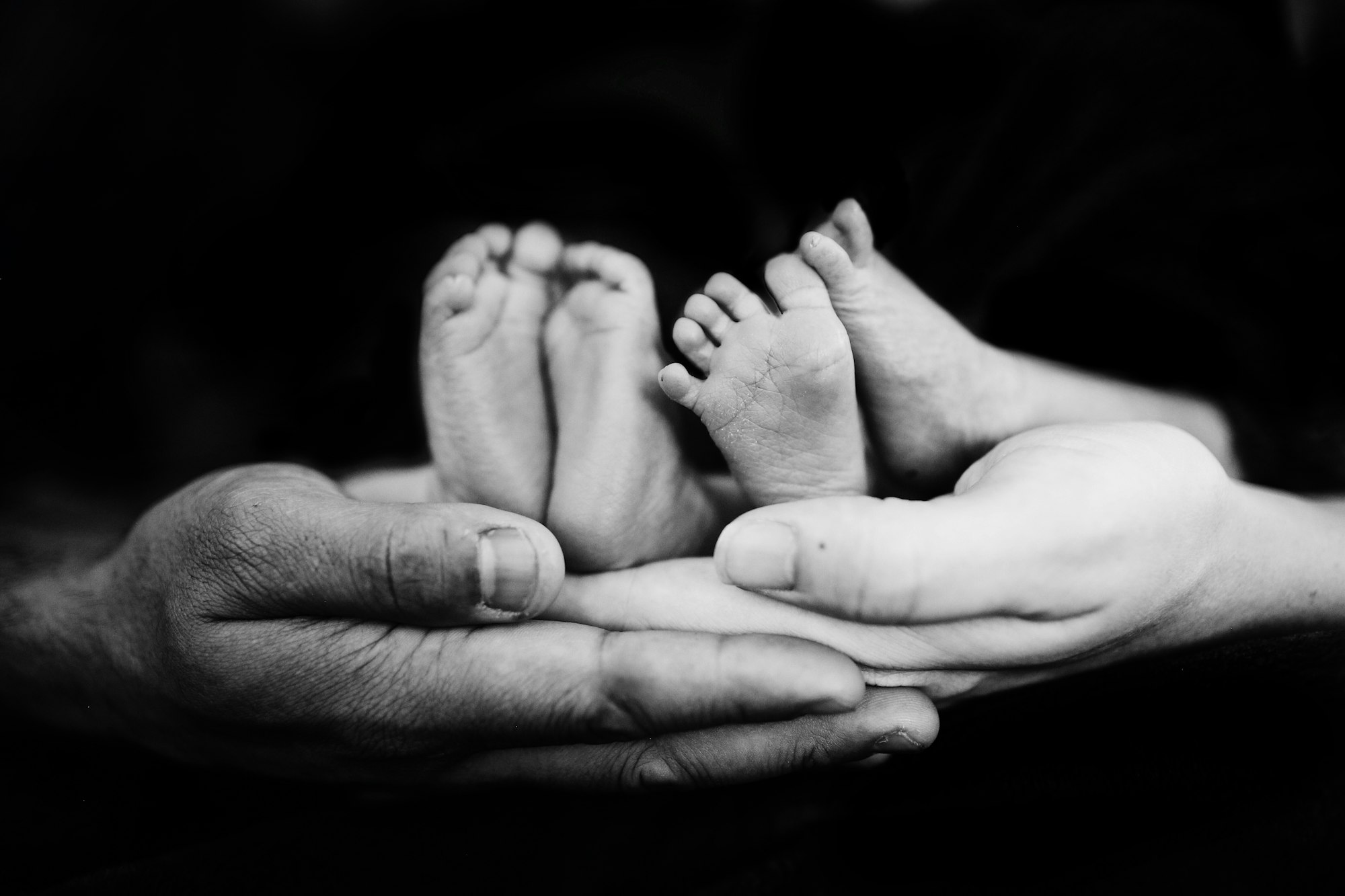 Successfully Breastfeeding Twins – Tips and Tricks