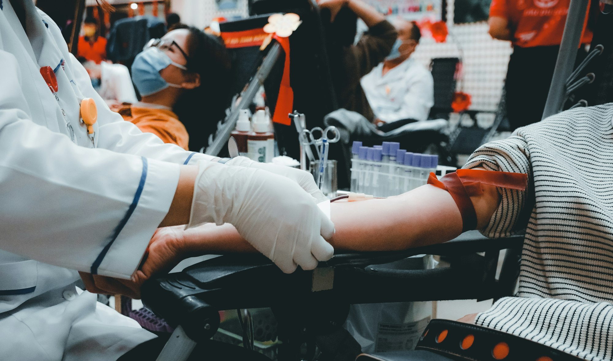 Can You Donate Plasma While Breastfeeding?